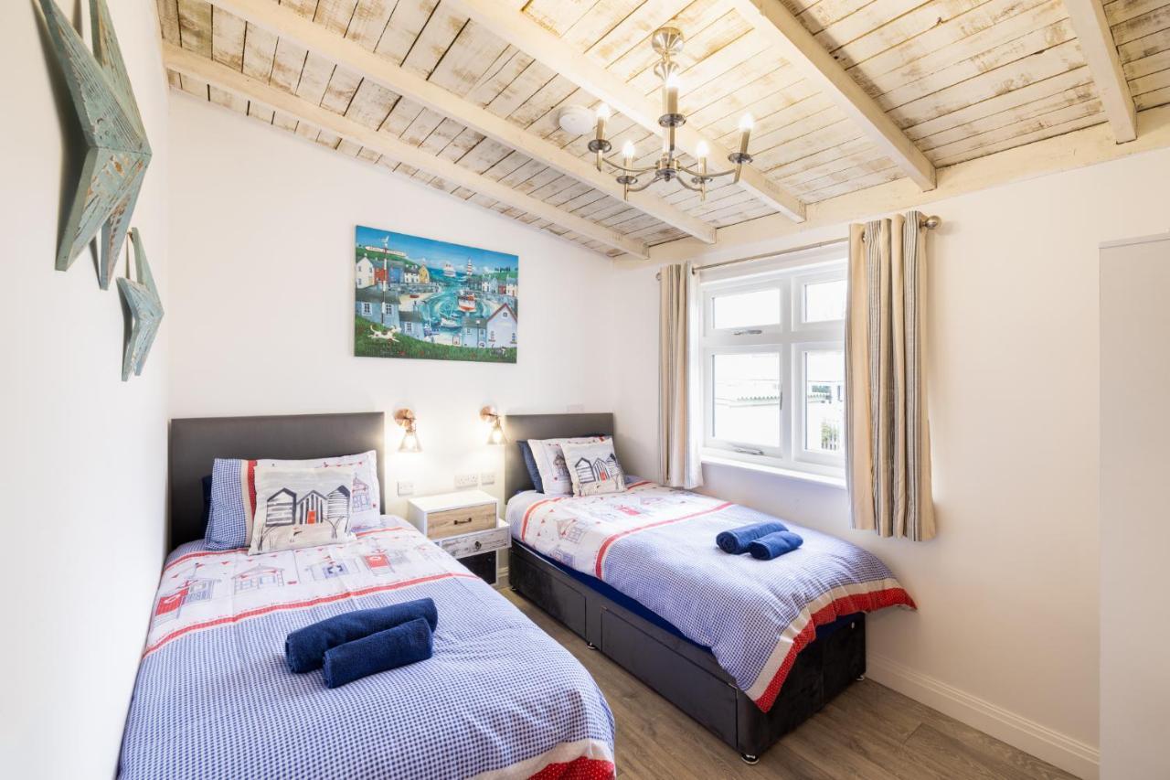 Den Of Joy Humberston Fitties Sleeps 6,Hot Tub,Log Burner Βίλα Κλίθορπς Εξωτερικό φωτογραφία