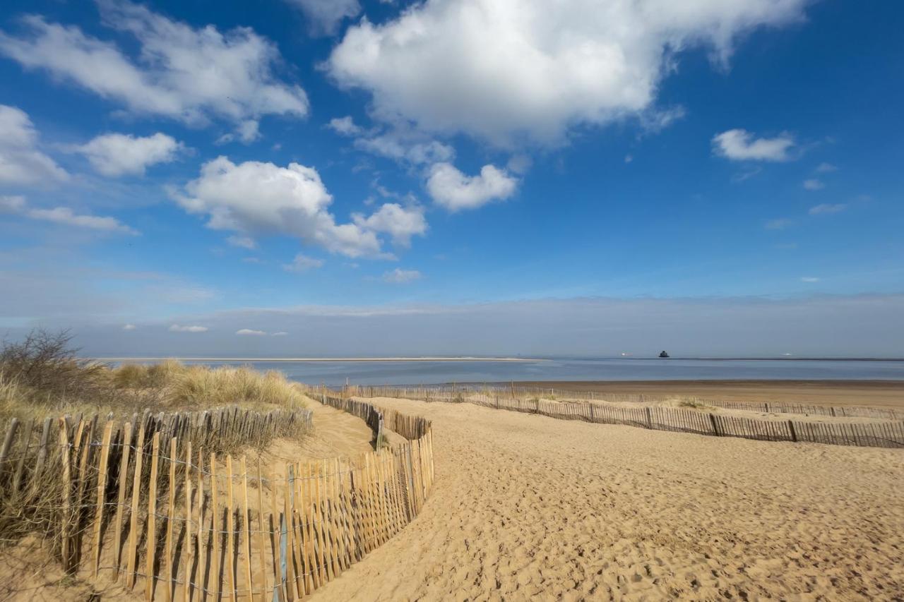 Den Of Joy Humberston Fitties Sleeps 6,Hot Tub,Log Burner Βίλα Κλίθορπς Εξωτερικό φωτογραφία