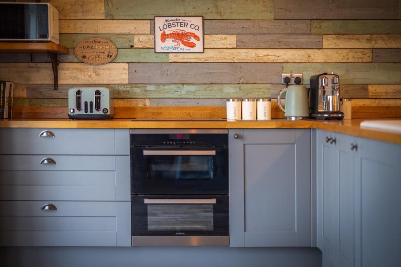 Den Of Joy Humberston Fitties Sleeps 6,Hot Tub,Log Burner Βίλα Κλίθορπς Εξωτερικό φωτογραφία